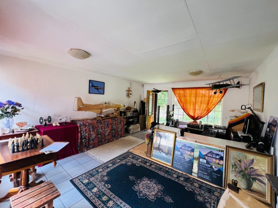 3 Bedroom Property for Sale in Wilgeheuwel Gauteng