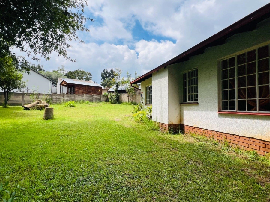 3 Bedroom Property for Sale in Wilgeheuwel Gauteng