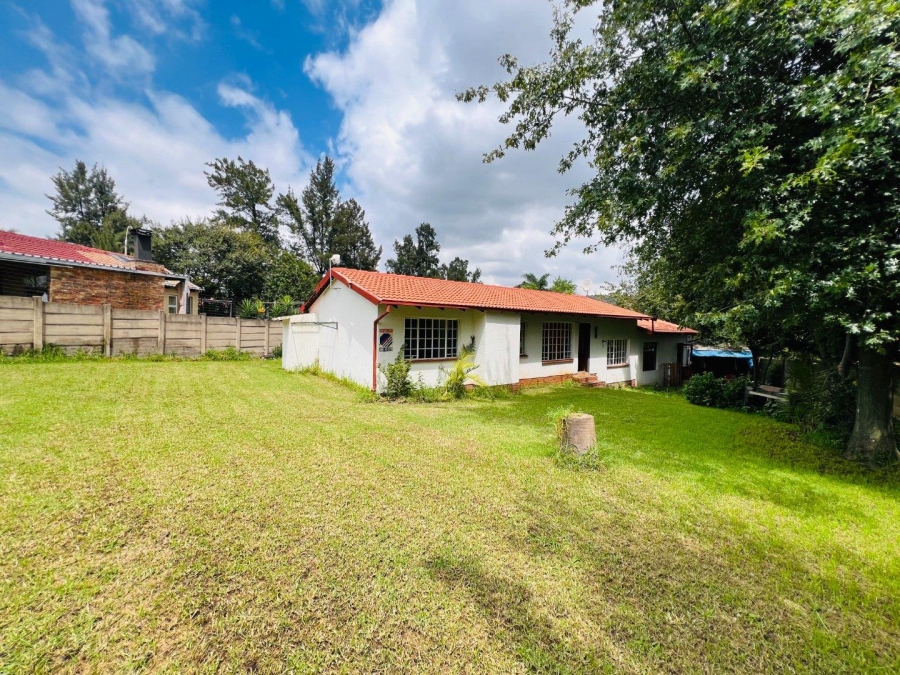 3 Bedroom Property for Sale in Wilgeheuwel Gauteng