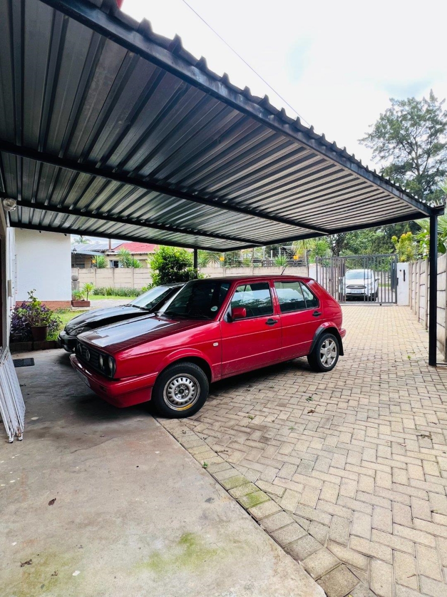 3 Bedroom Property for Sale in Wilgeheuwel Gauteng
