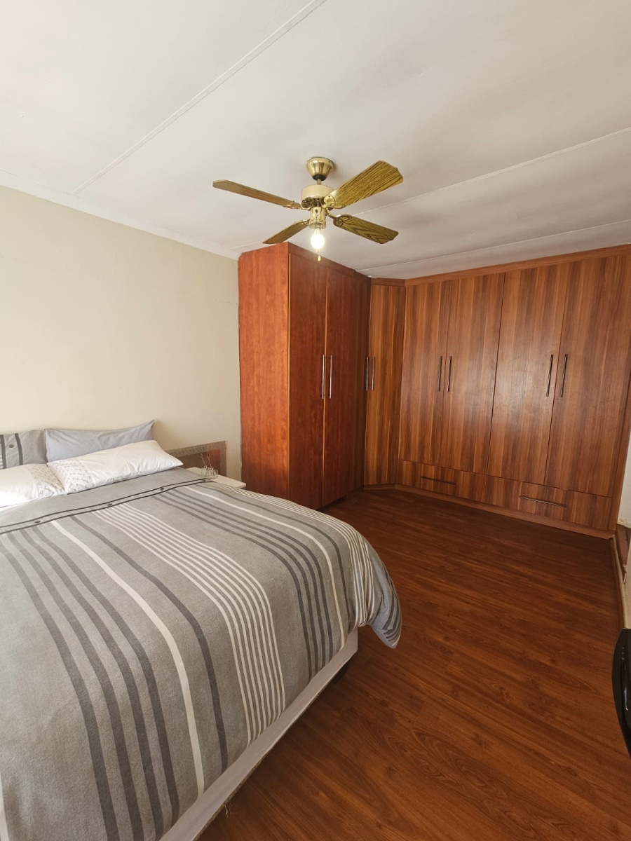 3 Bedroom Property for Sale in Groeneweide Gauteng