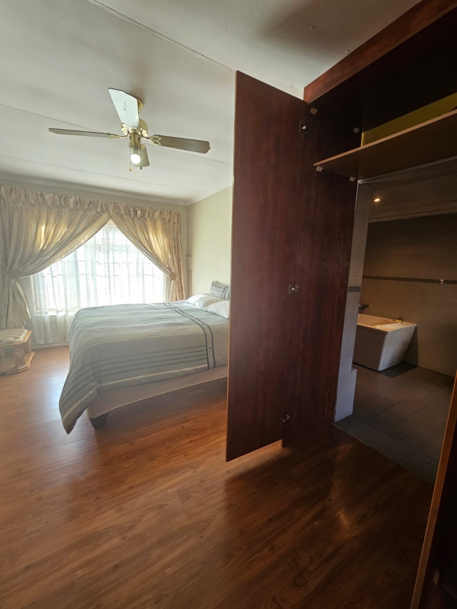 3 Bedroom Property for Sale in Groeneweide Gauteng