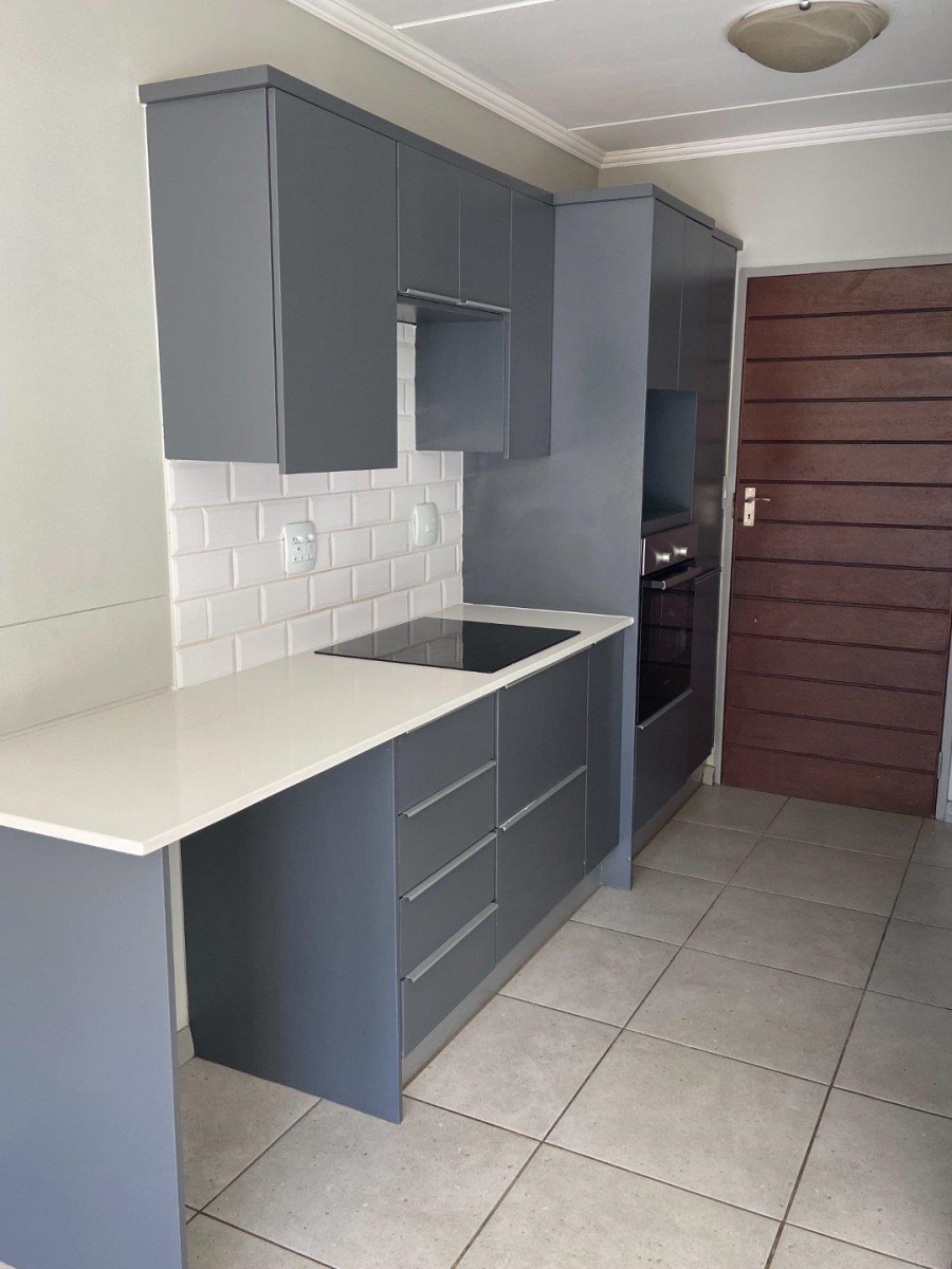 2 Bedroom Property for Sale in Amberfield Gauteng