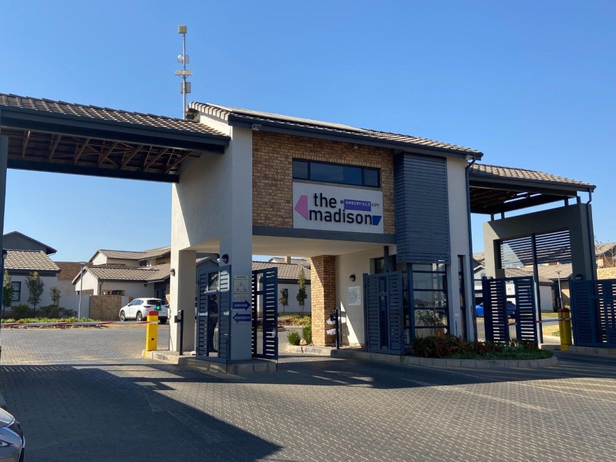 2 Bedroom Property for Sale in Amberfield Gauteng