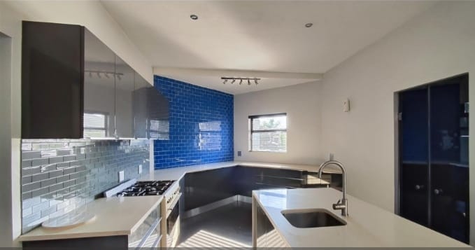 5 Bedroom Property for Sale in Glen Erasmia Gauteng