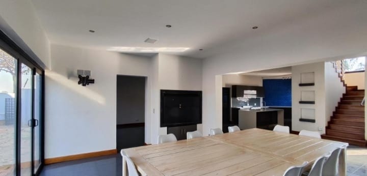 5 Bedroom Property for Sale in Glen Erasmia Gauteng