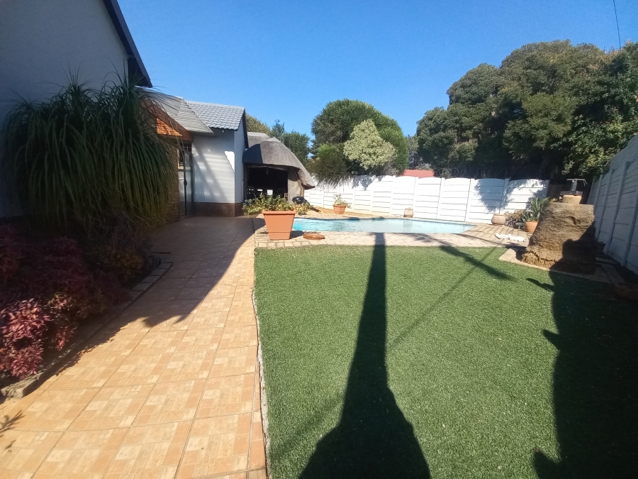 4 Bedroom Property for Sale in Croydon Gauteng