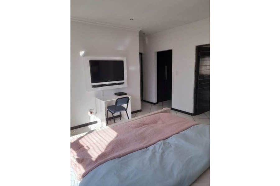 3 Bedroom Property for Sale in Thatchfield Hills Gauteng