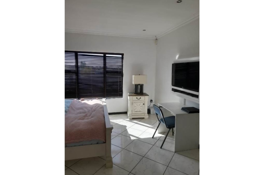 3 Bedroom Property for Sale in Thatchfield Hills Gauteng