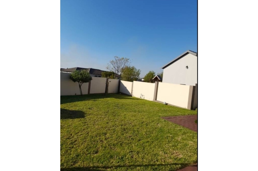 3 Bedroom Property for Sale in Thatchfield Hills Gauteng