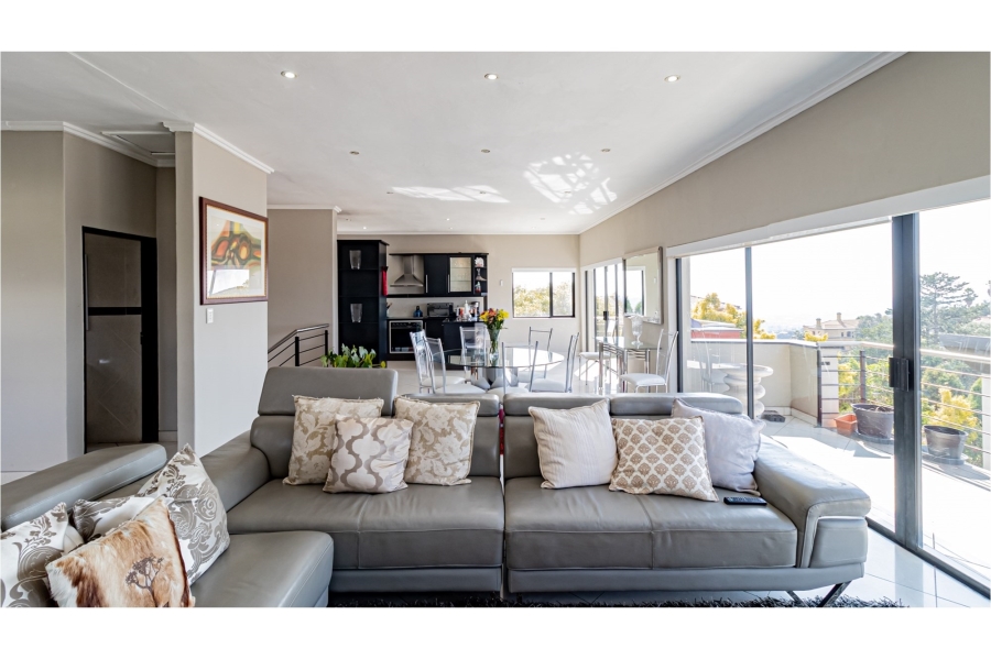 4 Bedroom Property for Sale in Northcliff Gauteng