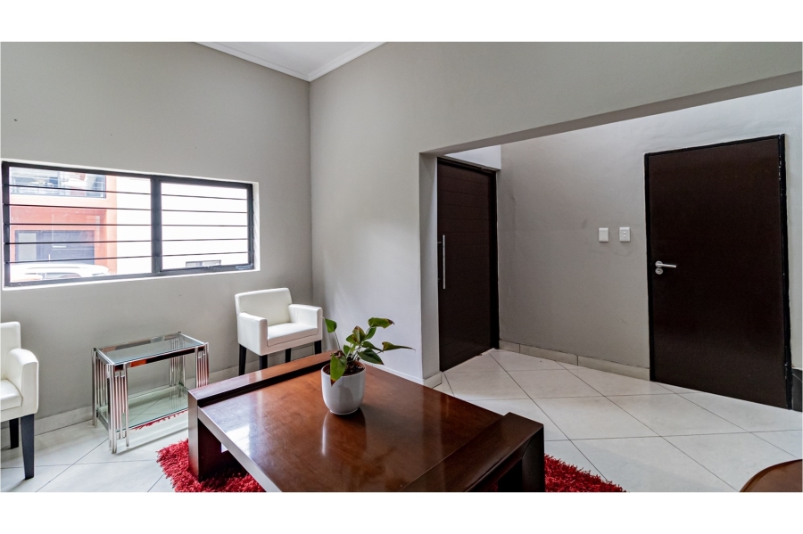 4 Bedroom Property for Sale in Northcliff Gauteng