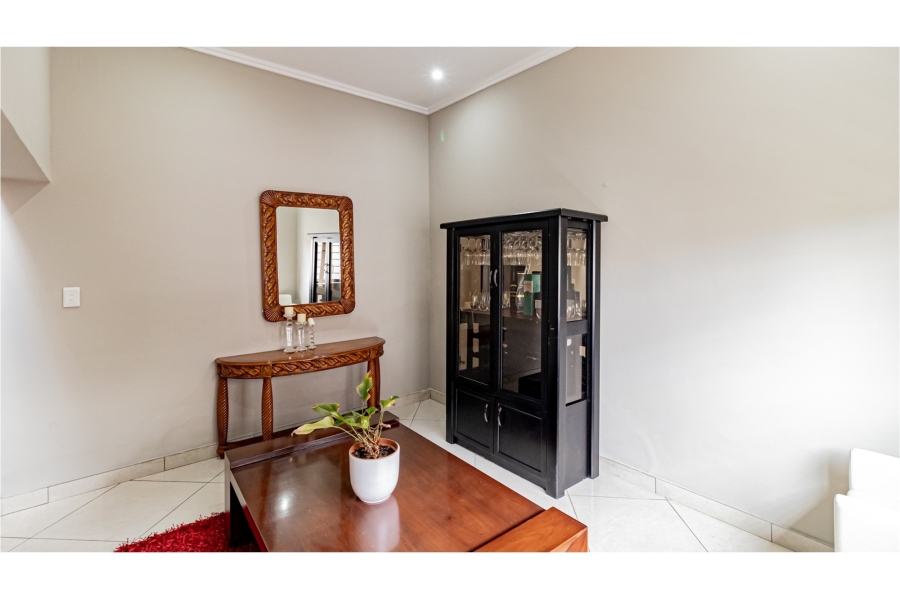 4 Bedroom Property for Sale in Northcliff Gauteng