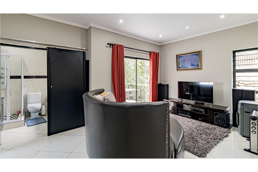 4 Bedroom Property for Sale in Northcliff Gauteng