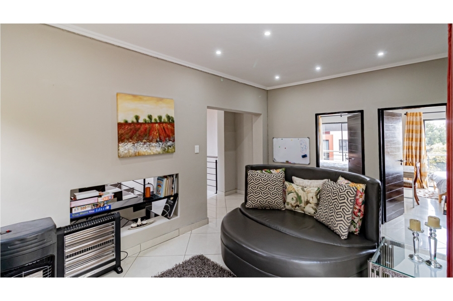 4 Bedroom Property for Sale in Northcliff Gauteng