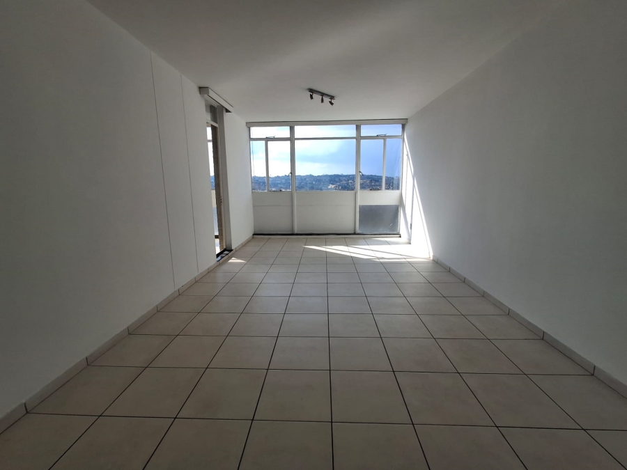 1 Bedroom Property for Sale in Kensington Gauteng