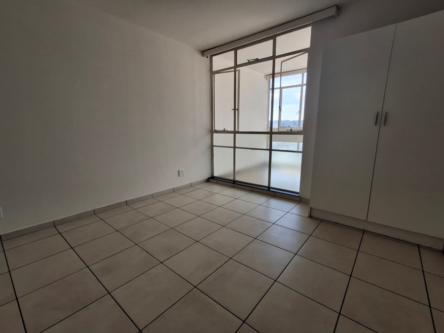 1 Bedroom Property for Sale in Kensington Gauteng