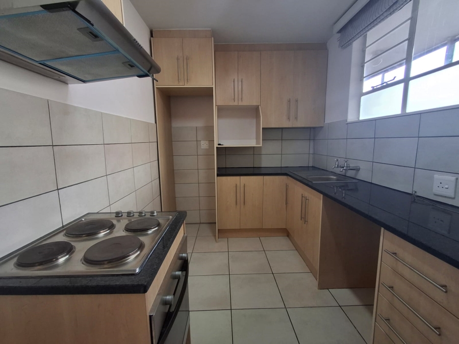 1 Bedroom Property for Sale in Kensington Gauteng