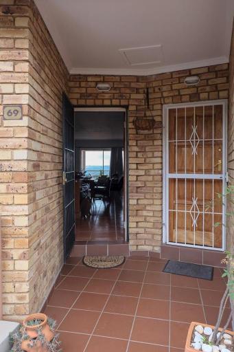 2 Bedroom Property for Sale in Windsor East Gauteng