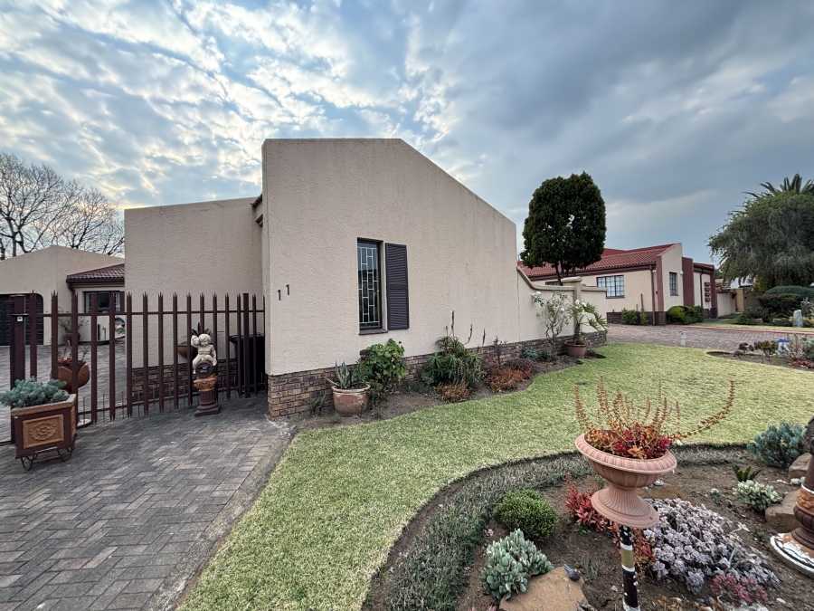 2 Bedroom Property for Sale in Parkdene Gauteng