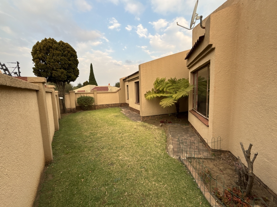 2 Bedroom Property for Sale in Parkdene Gauteng