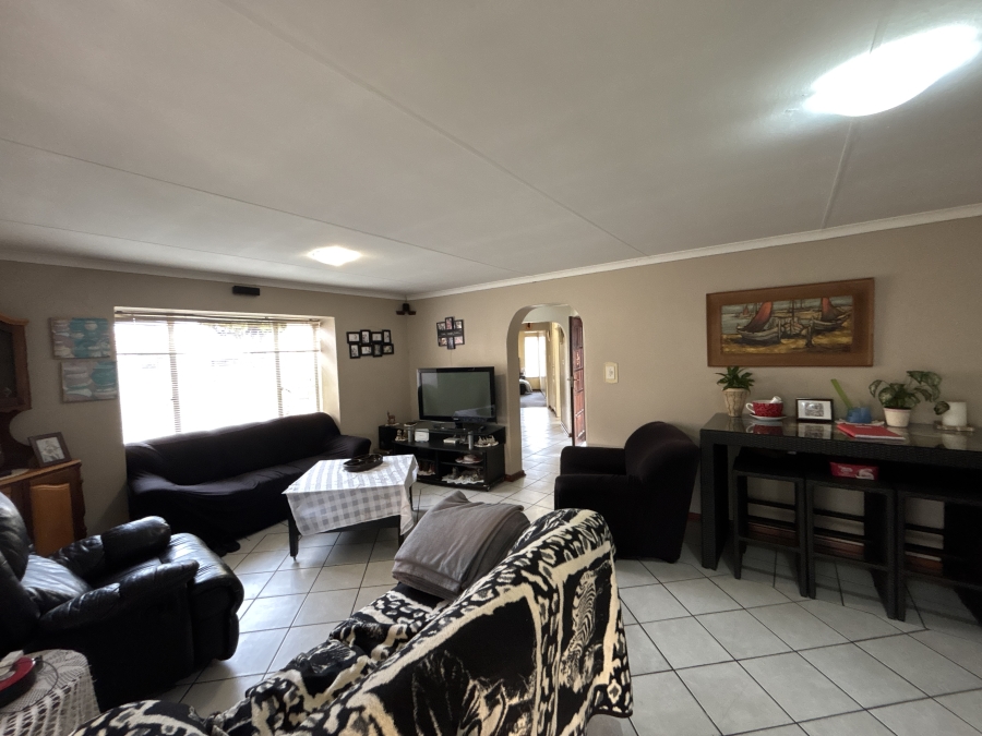 2 Bedroom Property for Sale in Parkdene Gauteng