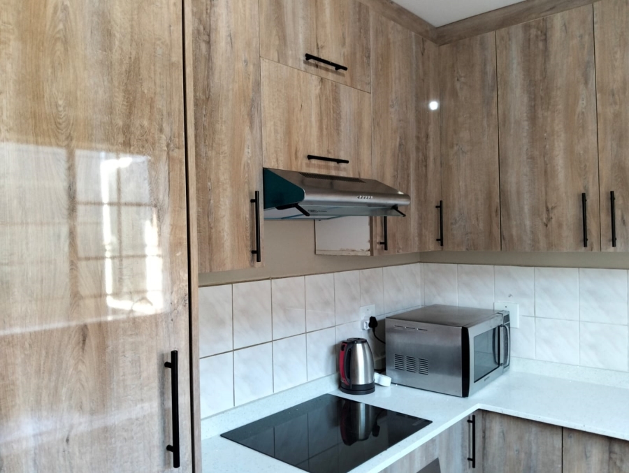 To Let 2 Bedroom Property for Rent in Allens Nek Gauteng