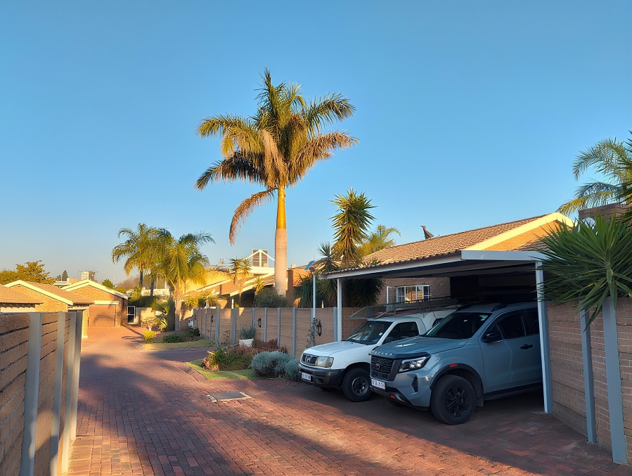 To Let 2 Bedroom Property for Rent in Allens Nek Gauteng