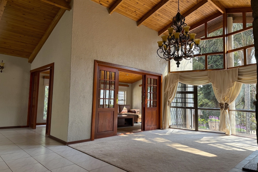 To Let 5 Bedroom Property for Rent in Constantia Kloof Gauteng