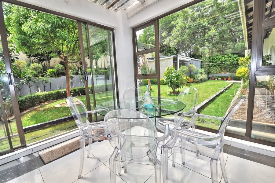 To Let 4 Bedroom Property for Rent in Parkmore Gauteng