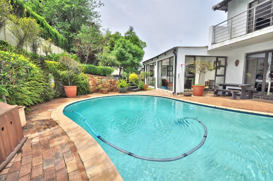 To Let 4 Bedroom Property for Rent in Parkmore Gauteng