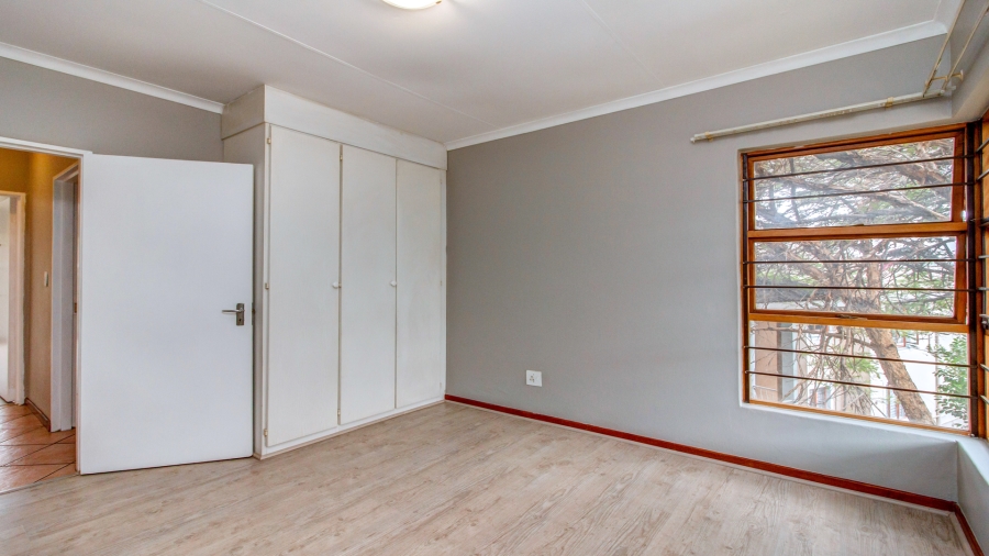 To Let 2 Bedroom Property for Rent in Paulshof Gauteng