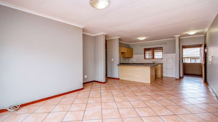 To Let 2 Bedroom Property for Rent in Paulshof Gauteng