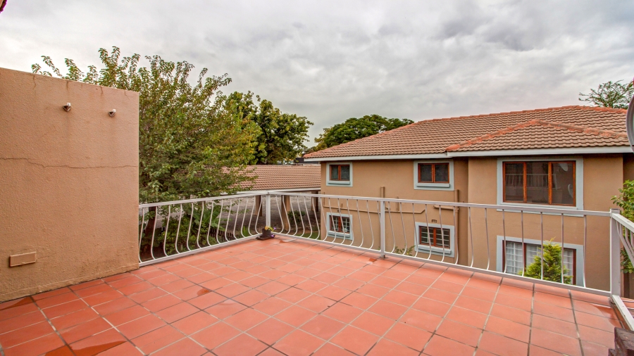 To Let 2 Bedroom Property for Rent in Paulshof Gauteng