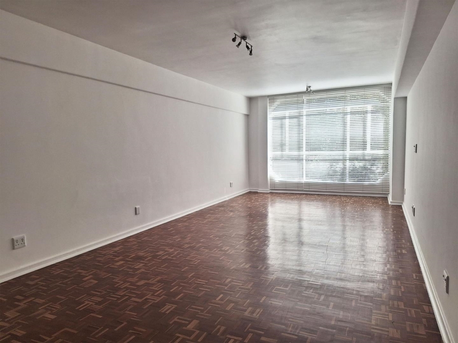 To Let 1 Bedroom Property for Rent in Illovo Gauteng