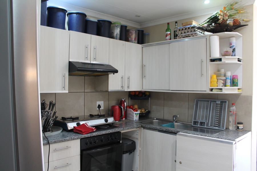 3 Bedroom Property for Sale in Albertsdal Gauteng
