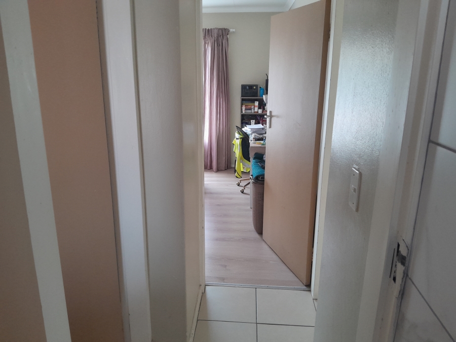 2 Bedroom Property for Sale in Willow Park Manor Gauteng