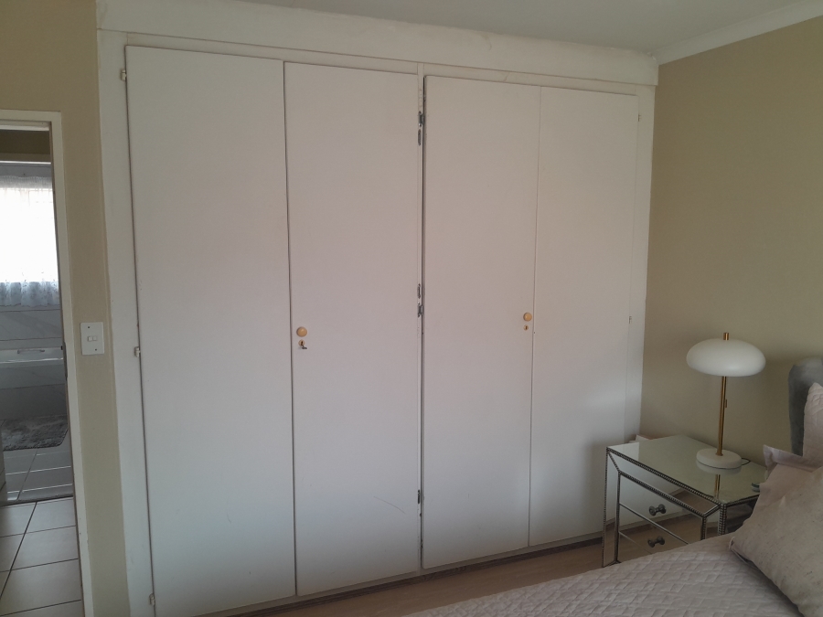 2 Bedroom Property for Sale in Willow Park Manor Gauteng