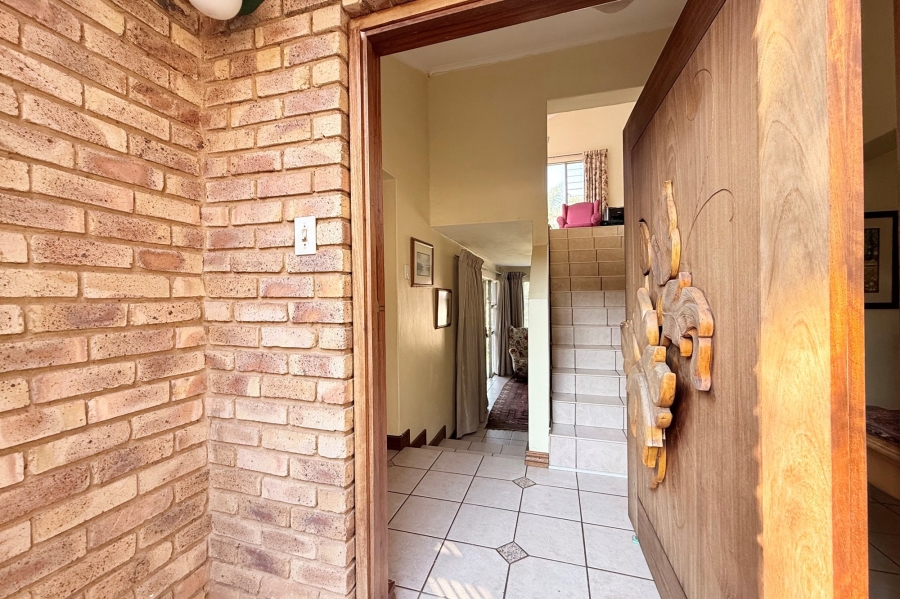 4 Bedroom Property for Sale in Moreleta Park Gauteng