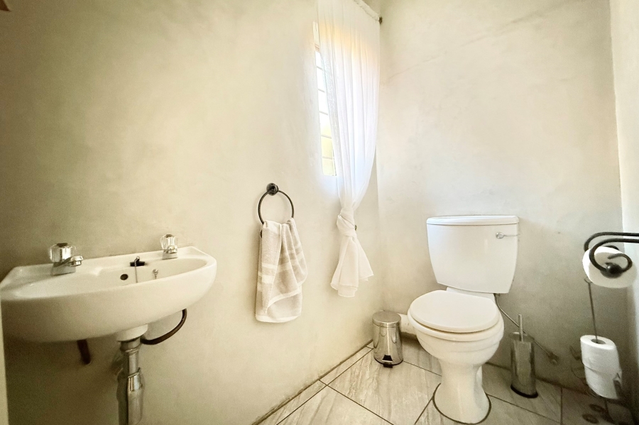4 Bedroom Property for Sale in Moreleta Park Gauteng