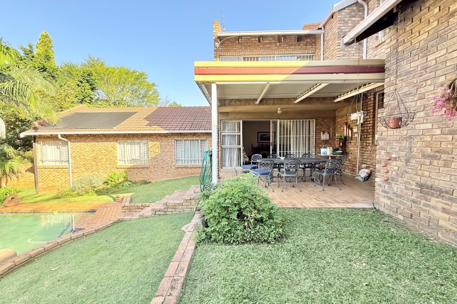 4 Bedroom Property for Sale in Moreleta Park Gauteng