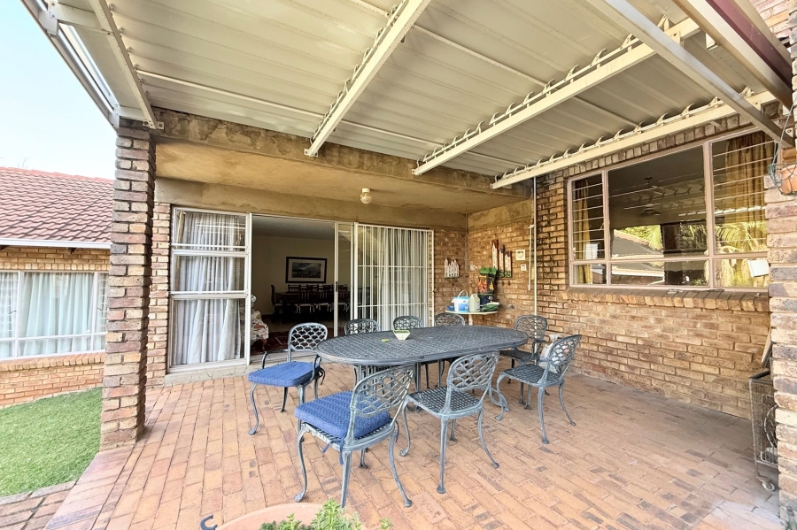 4 Bedroom Property for Sale in Moreleta Park Gauteng