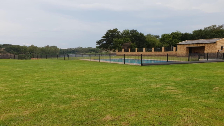 0 Bedroom Property for Sale in Vaaloewer Gauteng