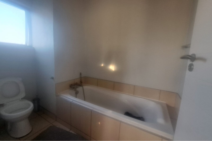 2 Bedroom Property for Sale in Halfway Gardens Gauteng
