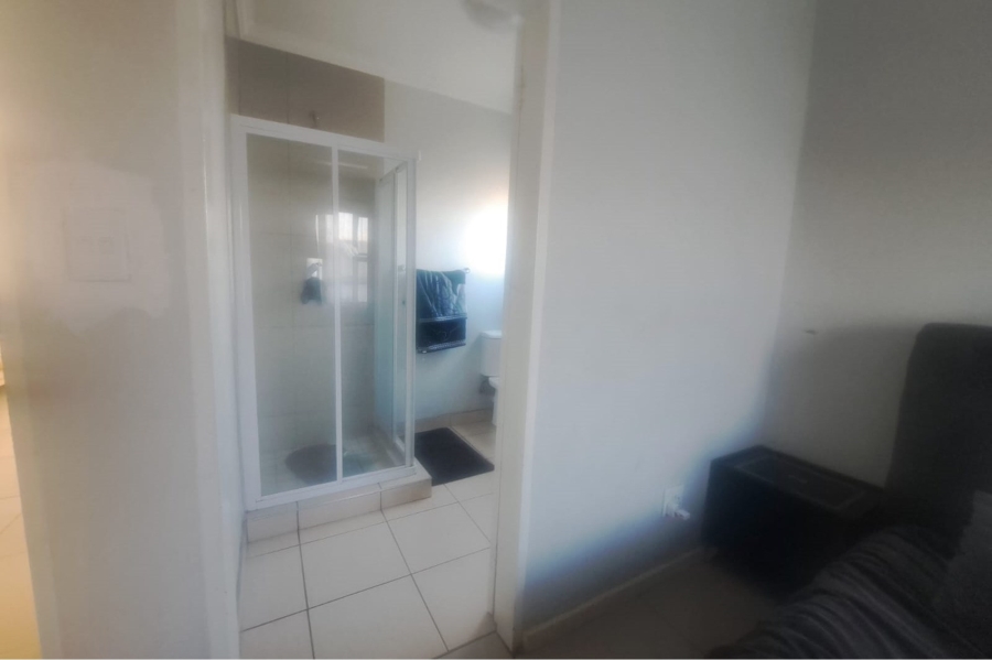 2 Bedroom Property for Sale in Halfway Gardens Gauteng