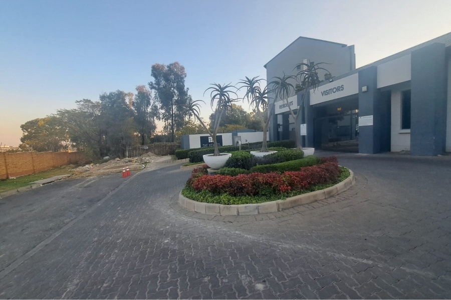 2 Bedroom Property for Sale in Halfway Gardens Gauteng