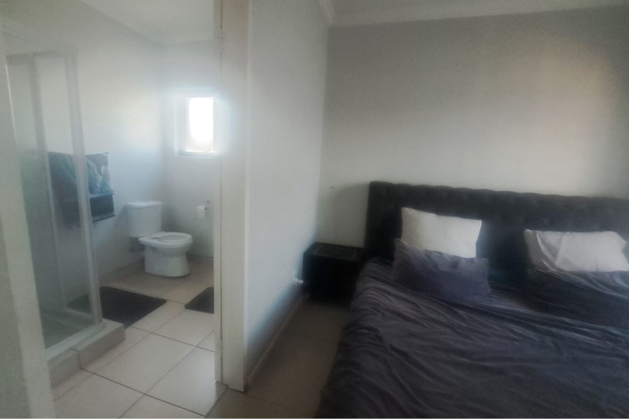 2 Bedroom Property for Sale in Halfway Gardens Gauteng