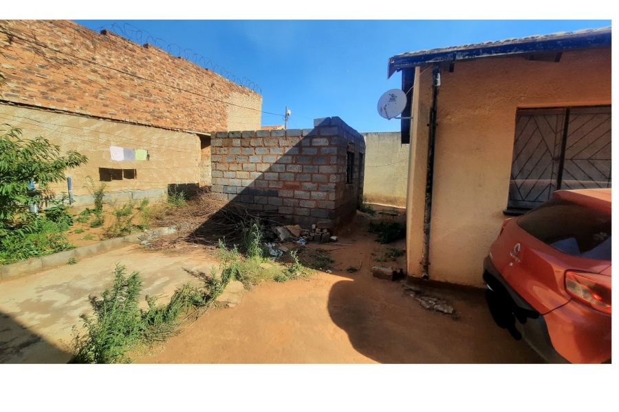 2 Bedroom Property for Sale in Tembisa Central Gauteng