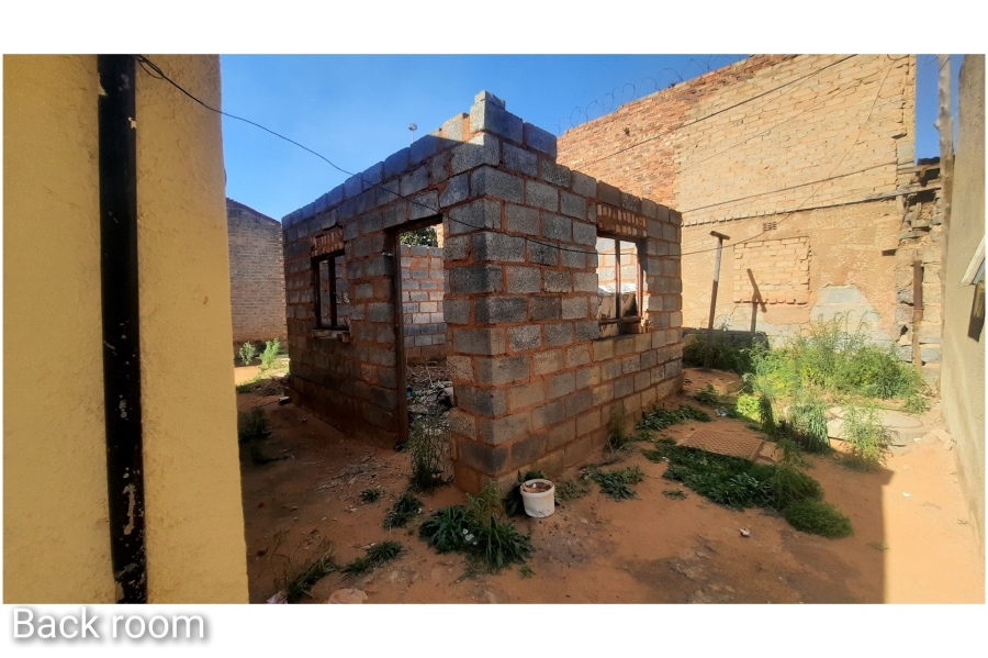 2 Bedroom Property for Sale in Tembisa Central Gauteng