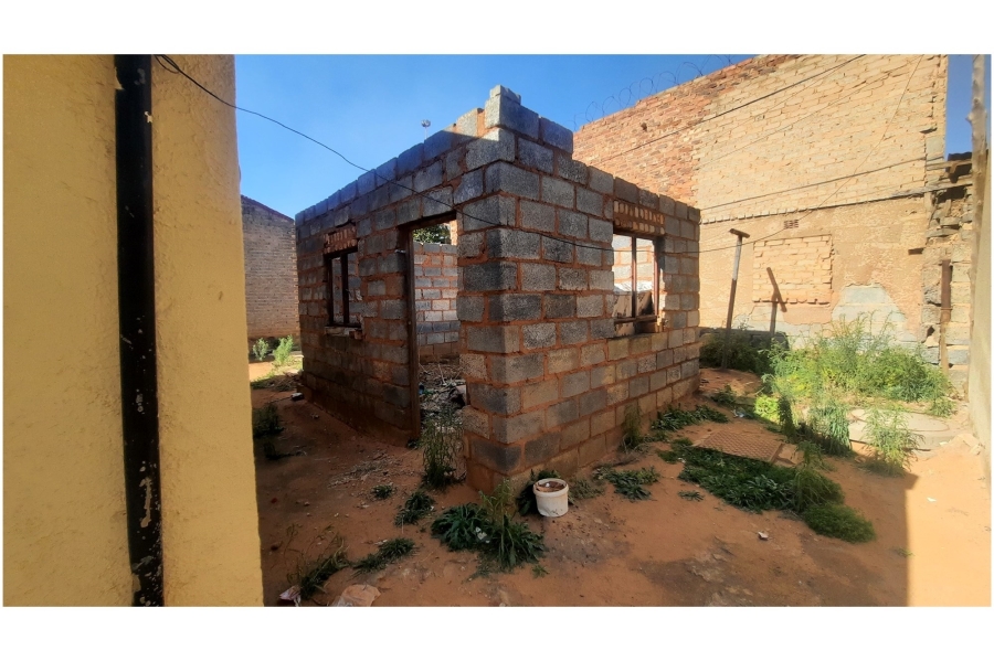 2 Bedroom Property for Sale in Tembisa Central Gauteng
